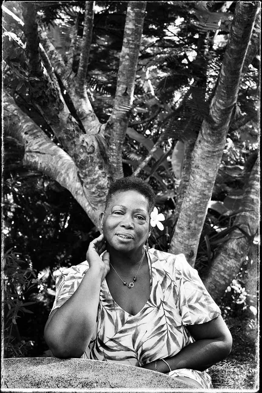 NICOLE CHARDON-ISCH NICOLE CHARDON-ISCH